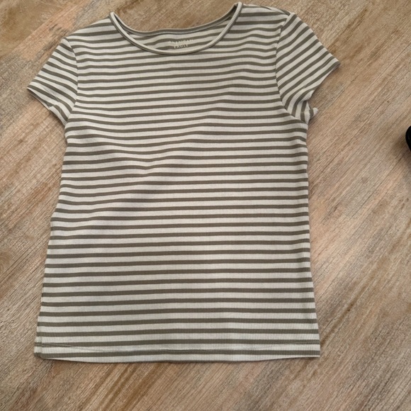 American Eagle Outfitters Tops - American Eagle “hey baby” ribbed t-shirt